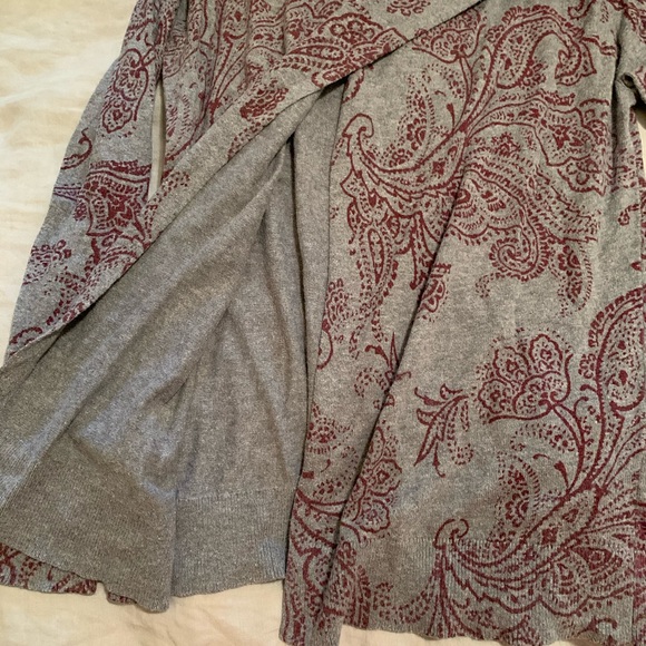 cute sweater - Picture 4 of 4